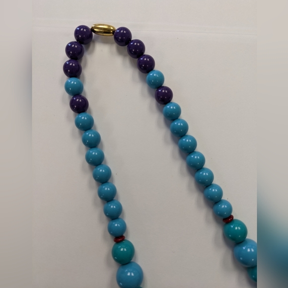 VTG. VIBRANT BEADED NECKLACE - Picture 8 of 12